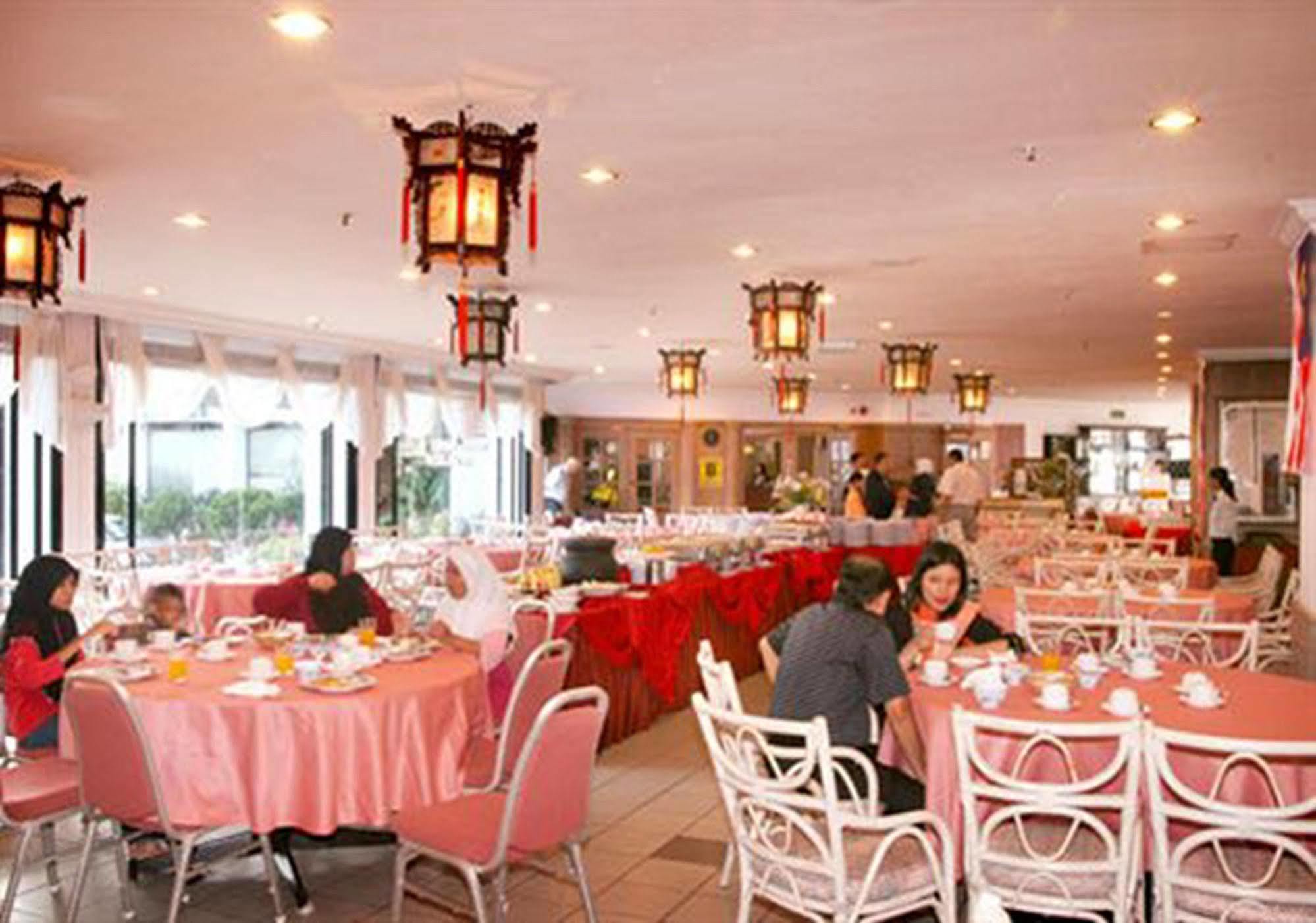 Hotel Rosa Passadena Камерън Хайлендс Екстериор снимка