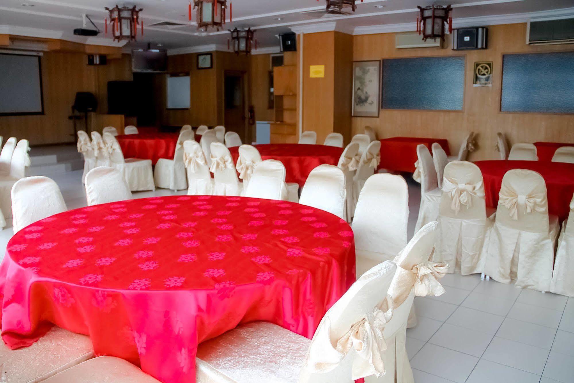 Hotel Rosa Passadena Камерън Хайлендс Екстериор снимка