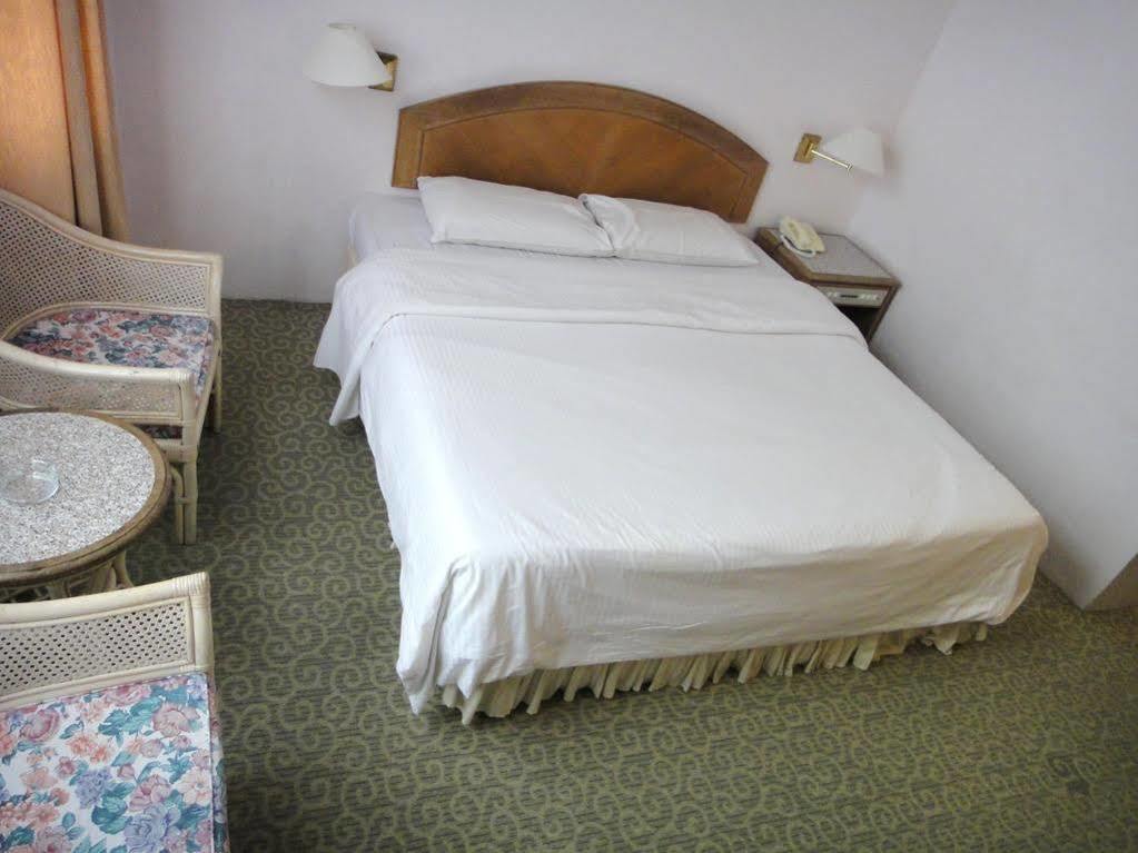 Hotel Rosa Passadena Камерън Хайлендс Екстериор снимка